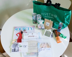 giftbagitemns_whitetable